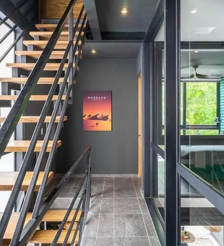 4br With Pool, Rooftop Bar And Lounge Villa