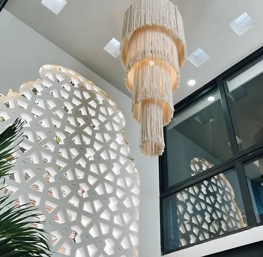 4br With Pool, Rooftop Bar And Lounge *