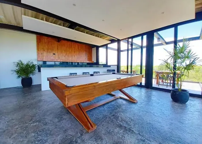 Villa 4br With Pool, Rooftop Bar And Lounge *